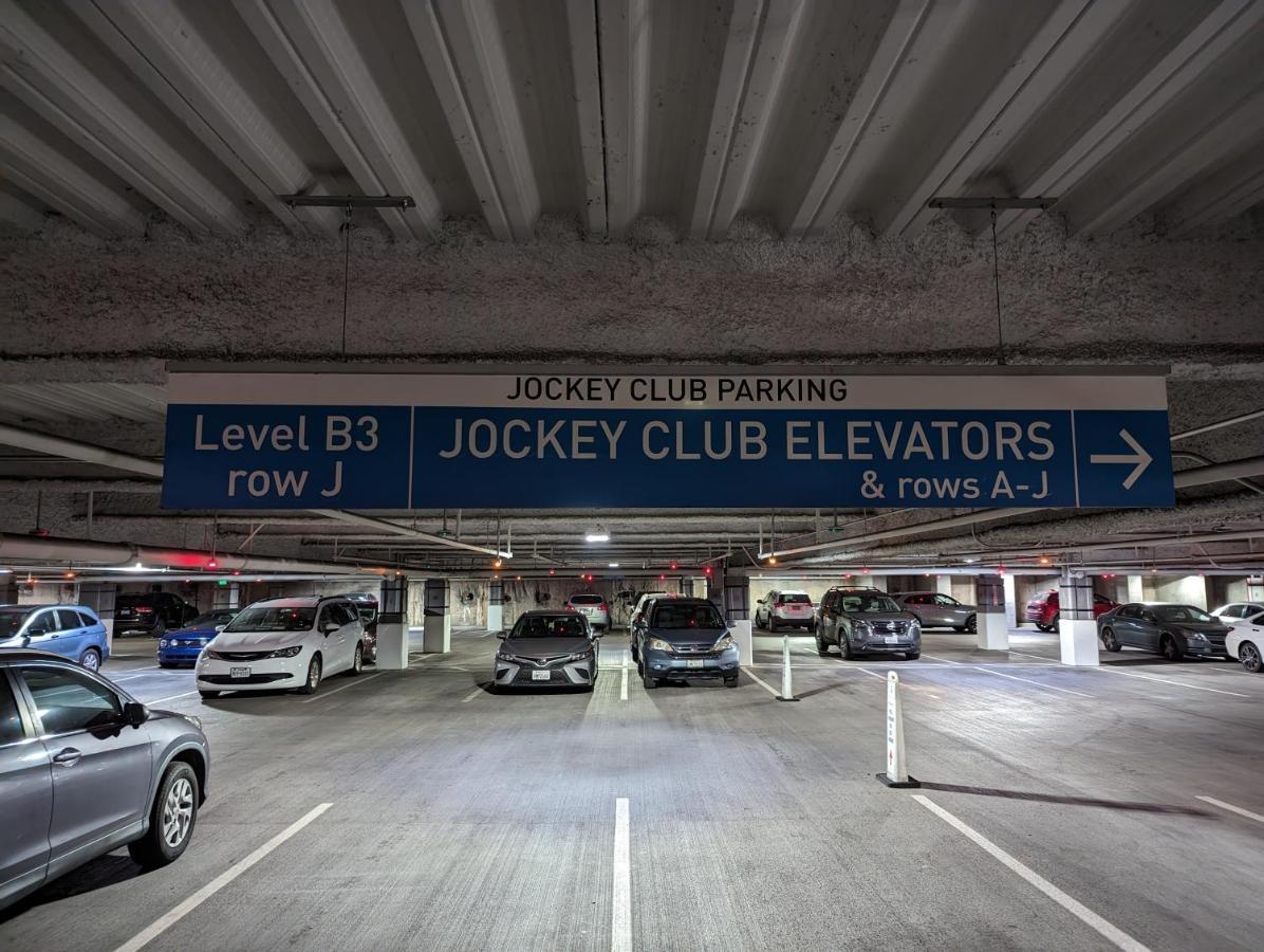 Suites At Jockey Club Las Vegas Exterior photo