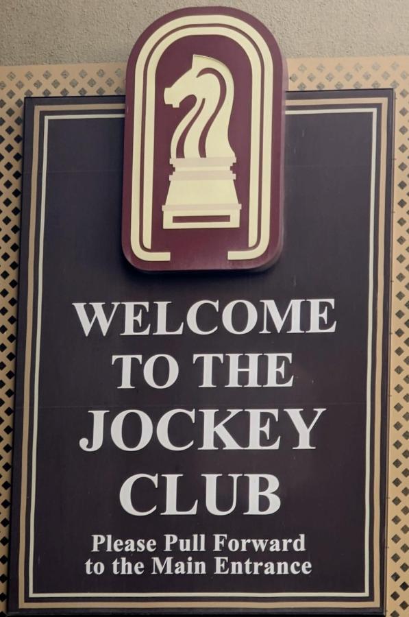 Suites At Jockey Club Las Vegas Exterior photo