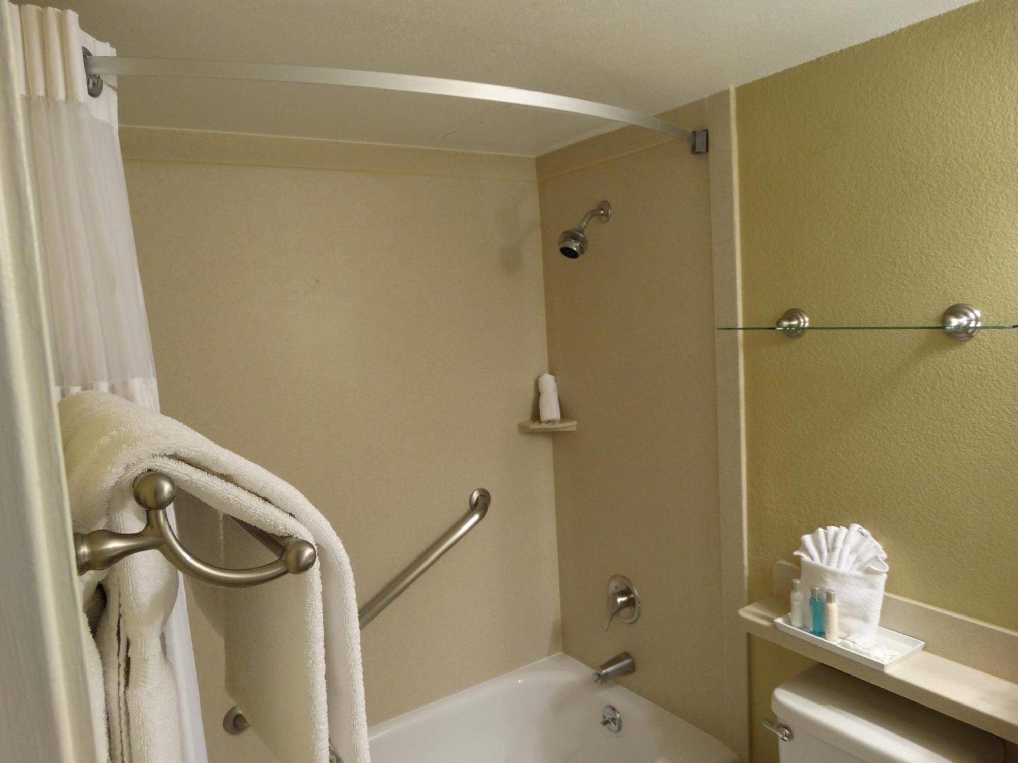 Suites At Jockey Club Las Vegas Room photo