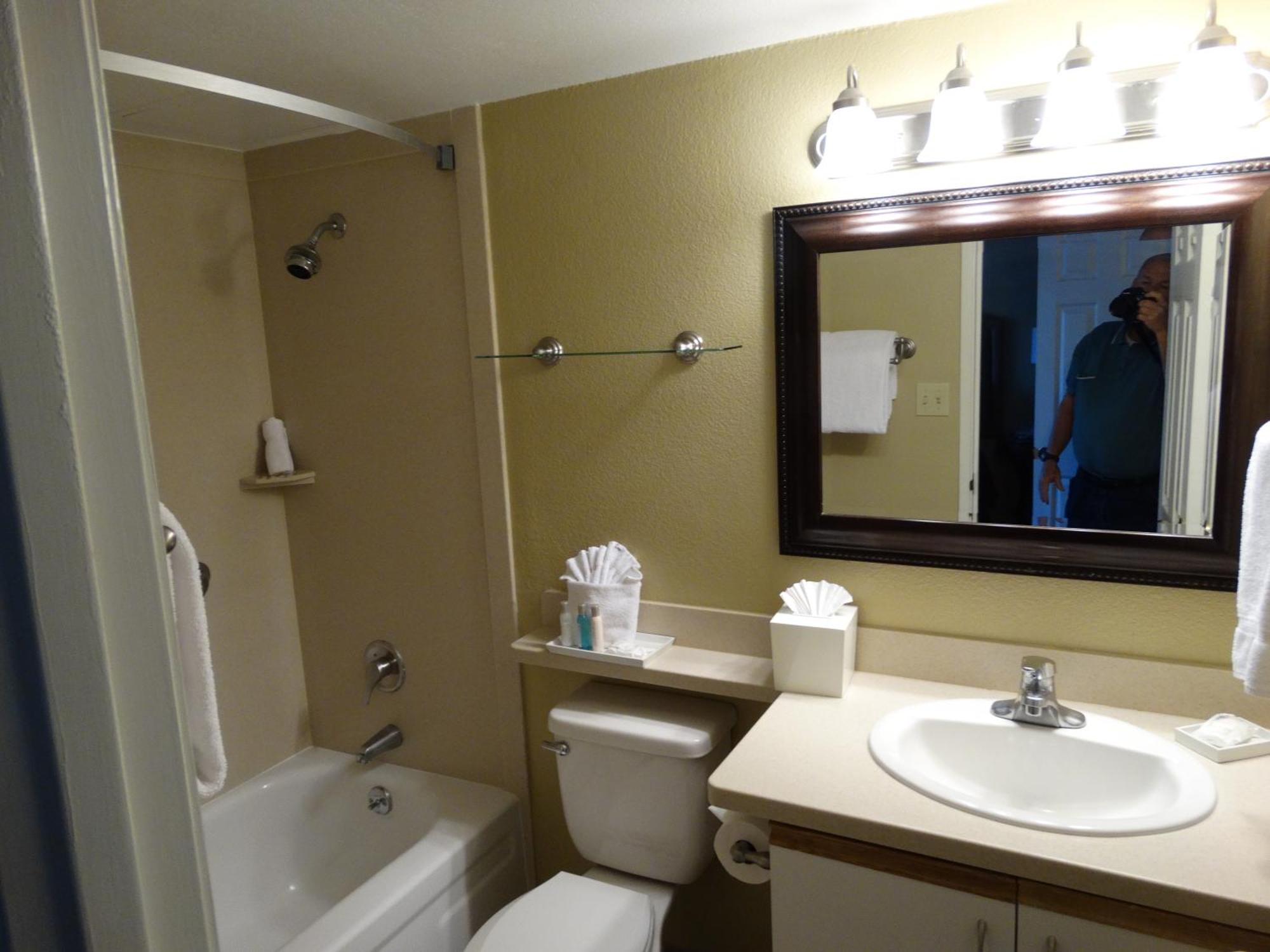 Suites At Jockey Club Las Vegas Room photo