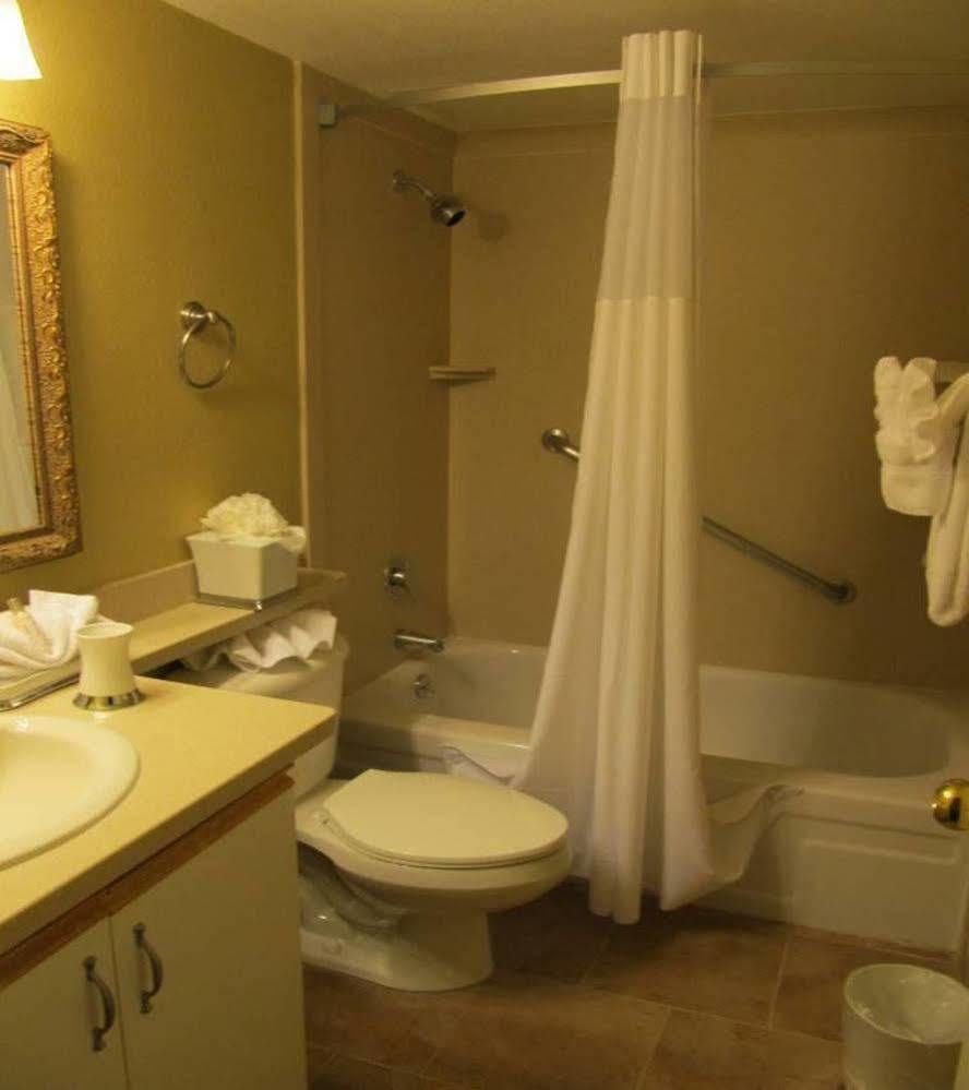 Suites At Jockey Club Las Vegas Exterior photo